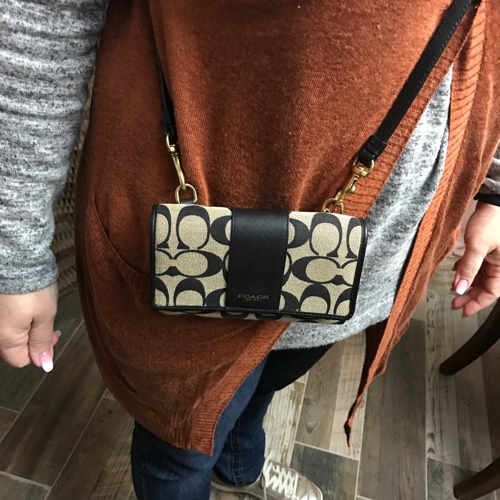 Coach crossbody wallet