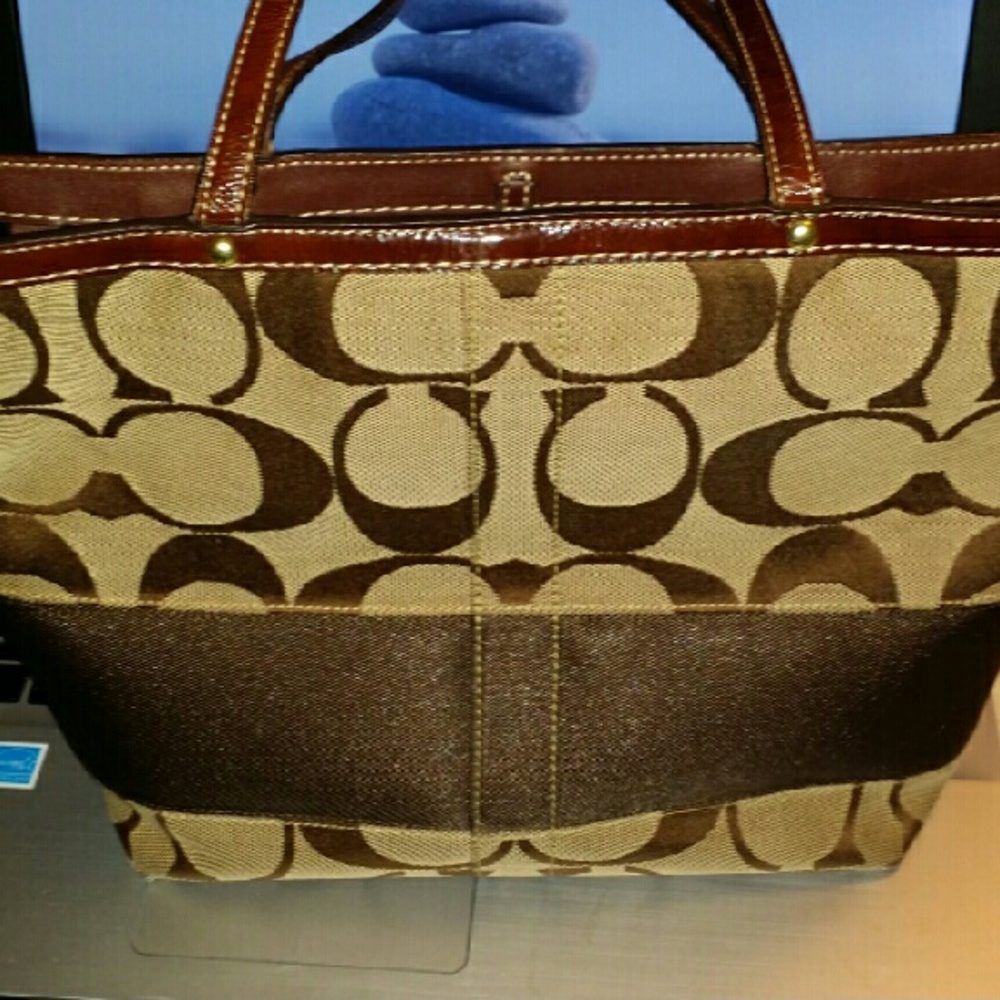 Coach shoulder bag
