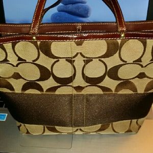 Coach shoulder bag