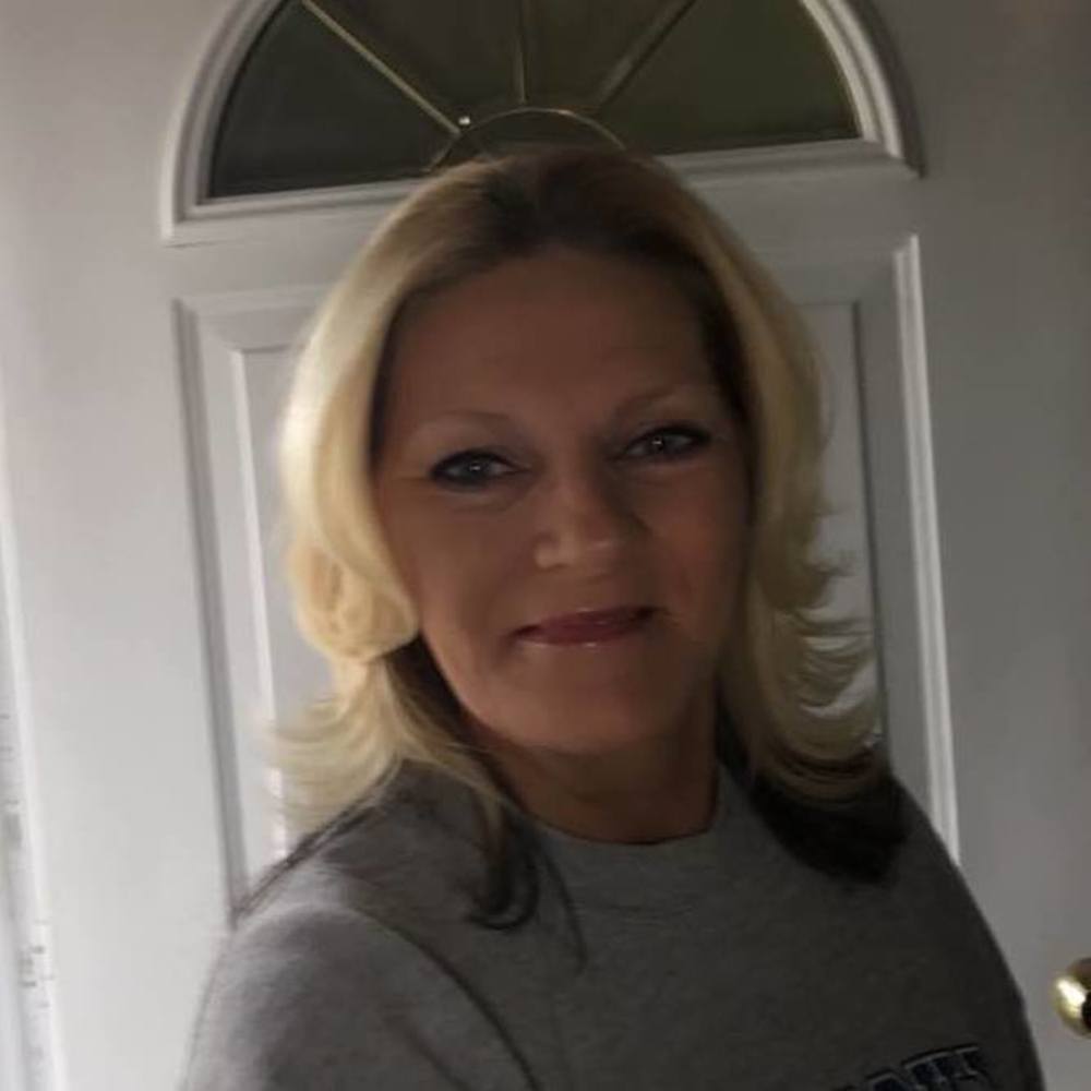 Meet your Posher, Leia