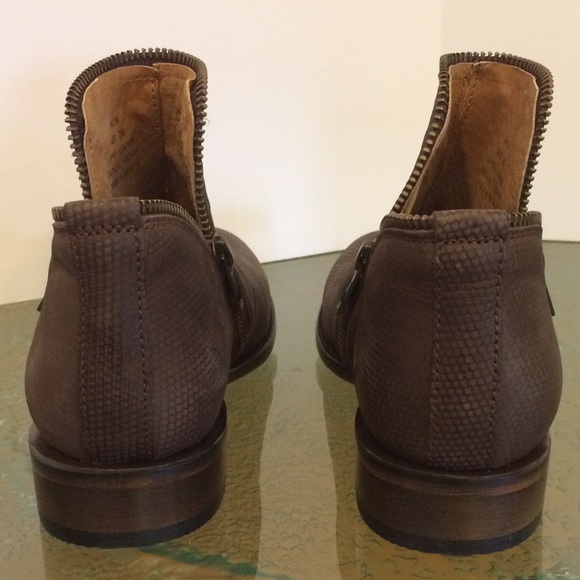 Matisse Zipper Ankle Boot - Picture 5 of 6