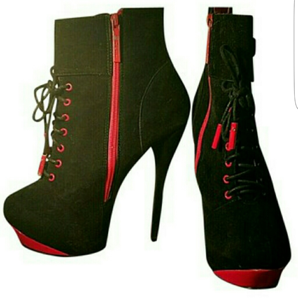 Red & black Sheikh heel booties