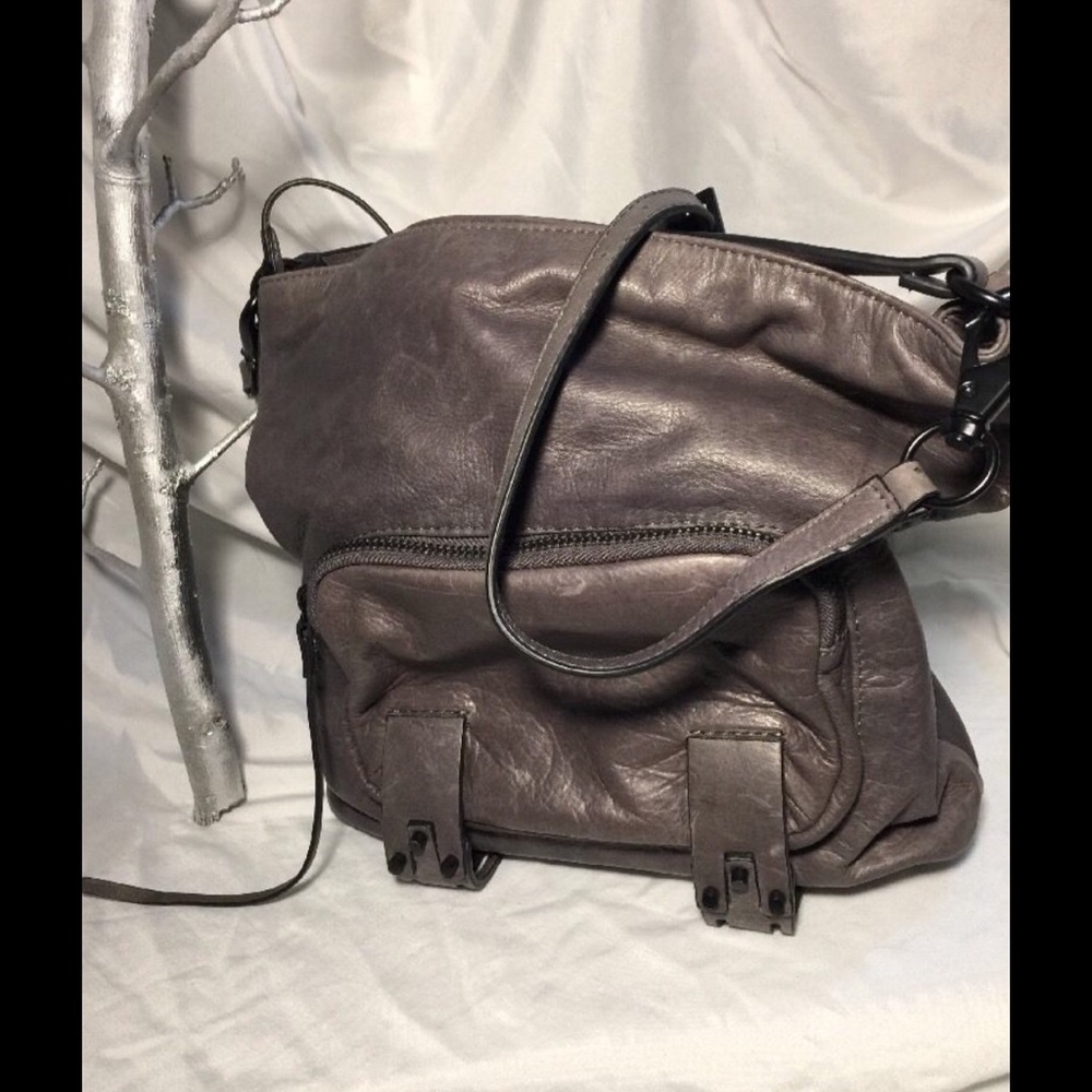 💝SHE+LO HOBO HANDBAG💕 BRAND NEW ❤️VALENTINES 🎁
