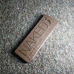 Naked 3 palette