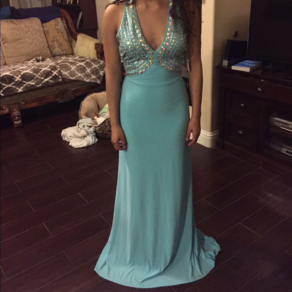 Hailey Logan by Adrianna Papell sequin prom dress