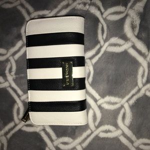 Steve Madden wallet
