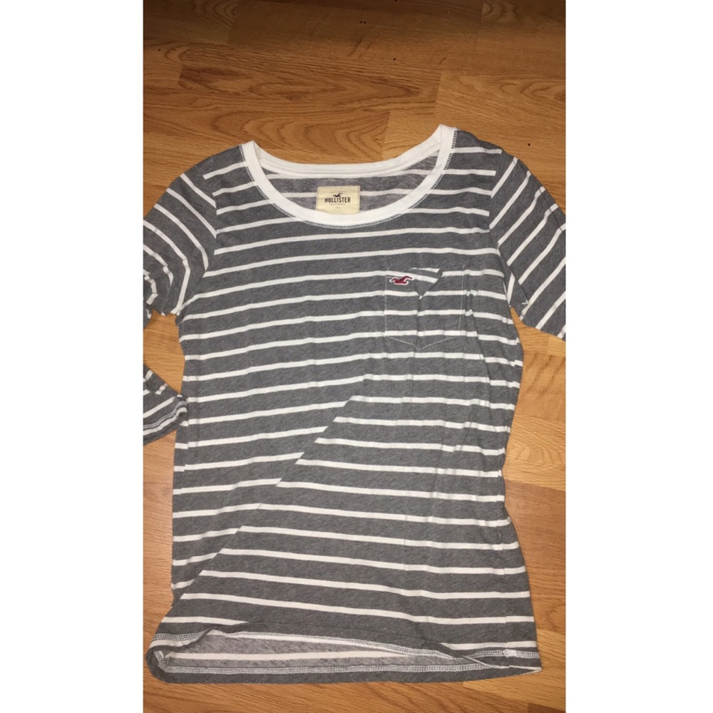 Hollister striped long sleeve v-neck