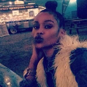 Meet your Posher, Sydnii