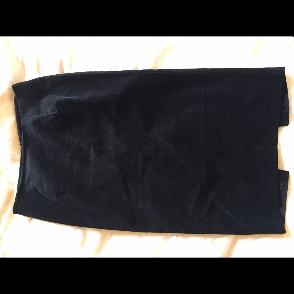 BETSEY JOHNSON Black Pencil Skirt -SOLD ELSEWHERE