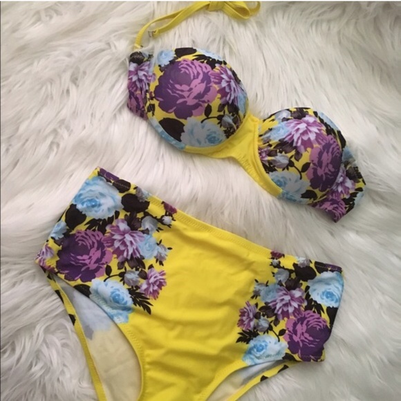 New Women's Sexy Yellow Floral Swimsuit Swimwear - Picture 2 of 3