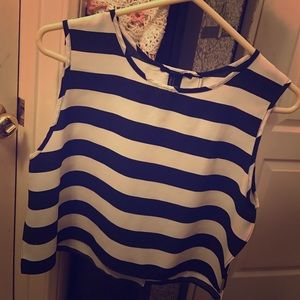 🖤Cropped Open Back Tank NWOT