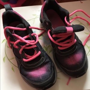 Reebok Shoes for Little Girls Size 13.5
