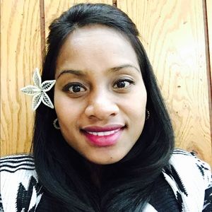 Meet your Posher, Tina