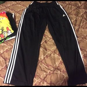 Men's Adidas track pants size medium Men's Adidas track pants size medium
