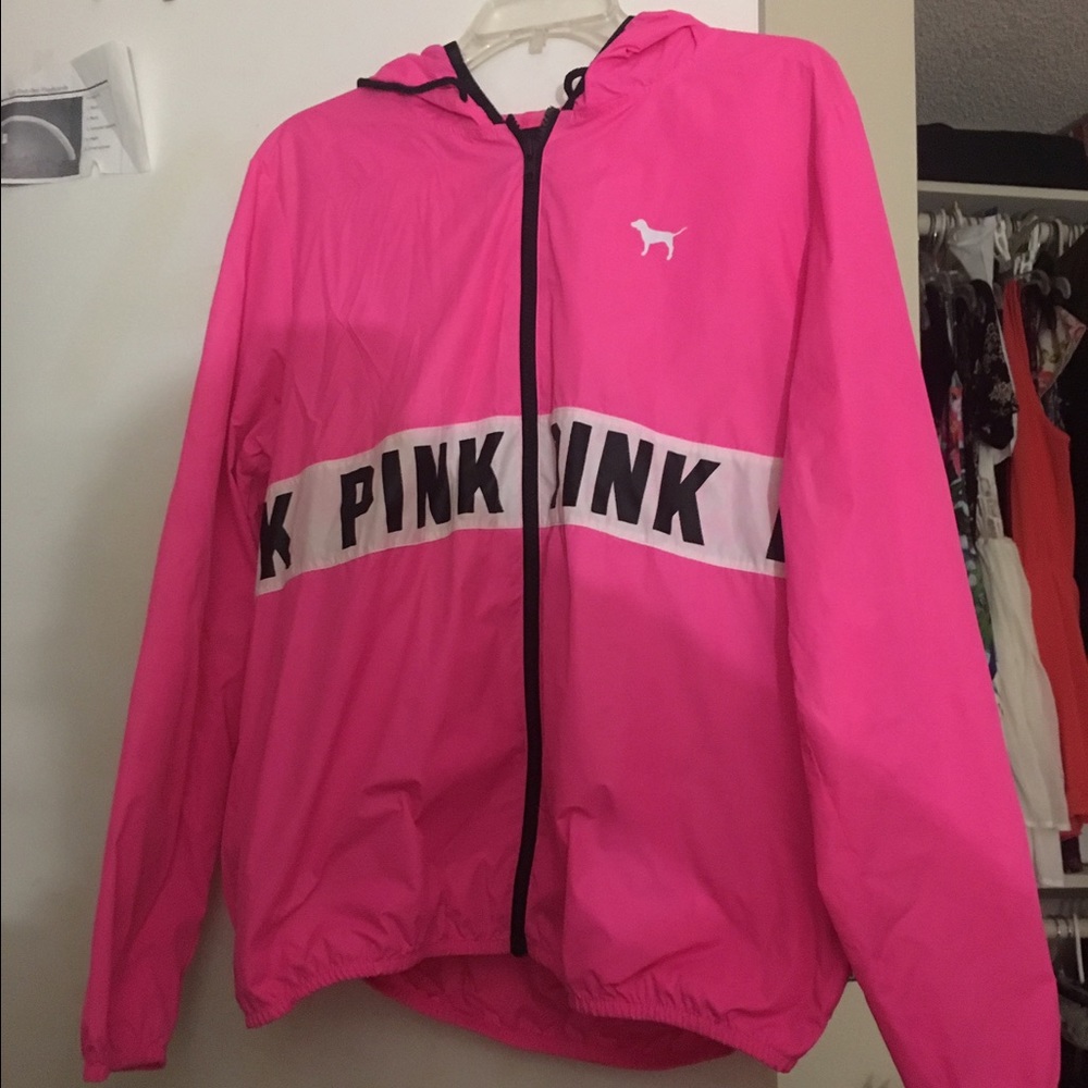 PINK VICTORIA SECRET WINBREAKER
