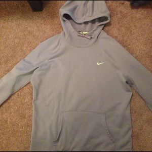 Therma-Fit Nike Hoodie