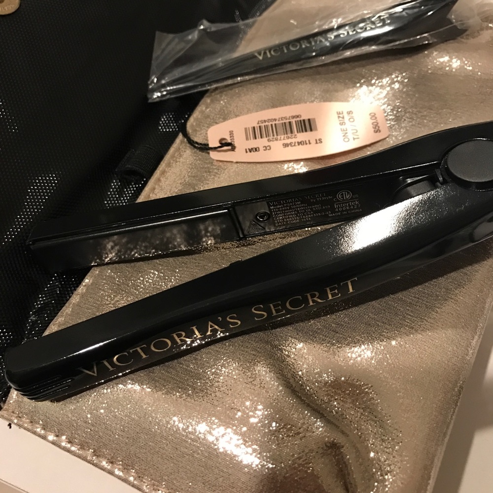 Victoria's Secret mini styling iron