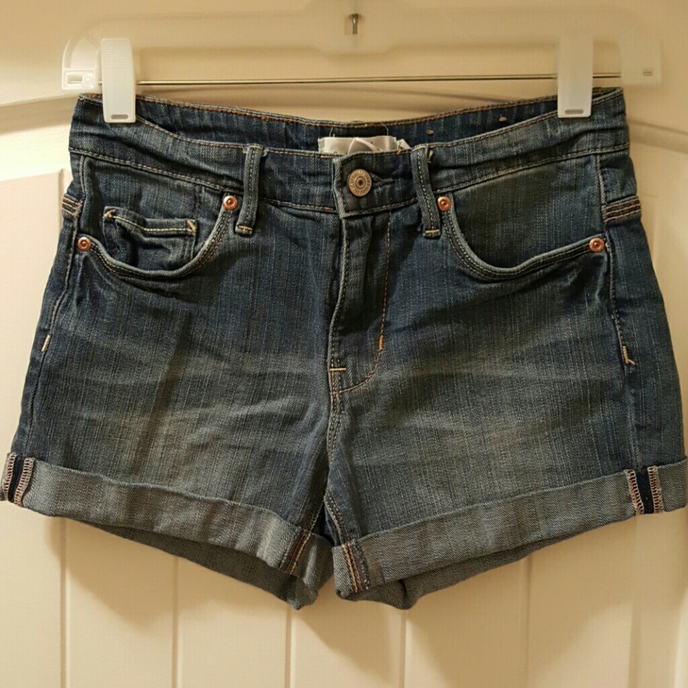 NWOT Women's H&M Denim Shorts, size 0