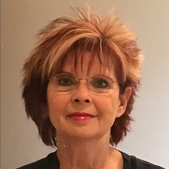 Meet your Posher, Donna - Picture 3 of 8