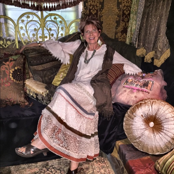 Meet your Posher, Donna - Picture 5 of 8