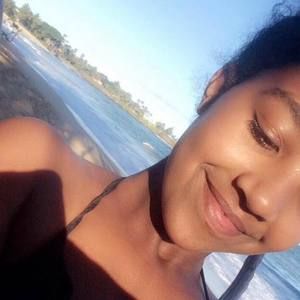 Meet your Posher, Abeba