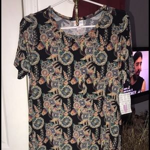 Lularoe Carly size M