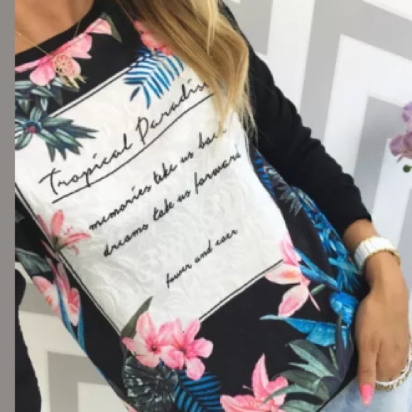 The Emma Stone tropical paradise top - Picture 3 of 4