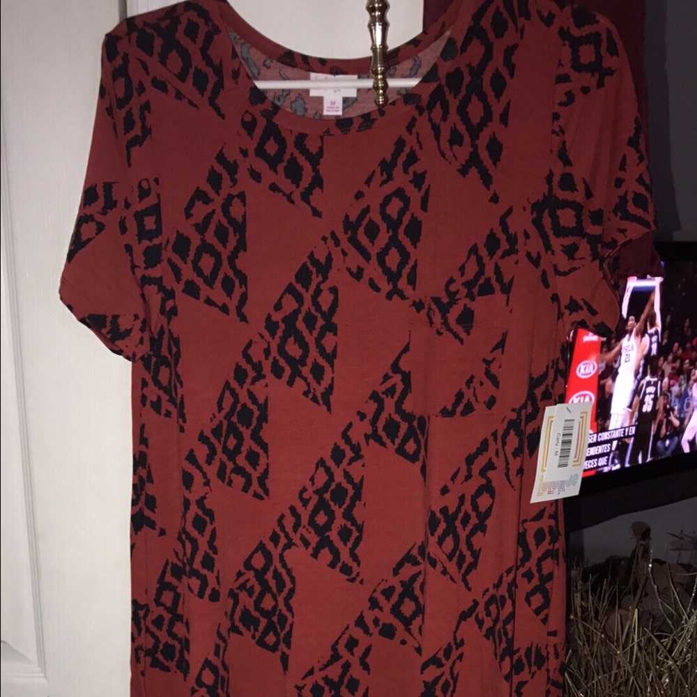 Lularoe Carly's size M