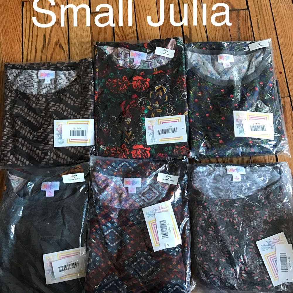 Small  Lularoe Julia's