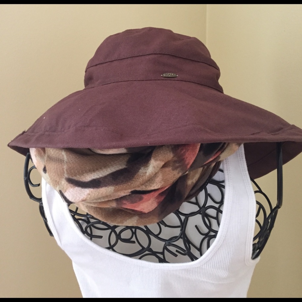 Scala Hat! Good condition! Only worn once!