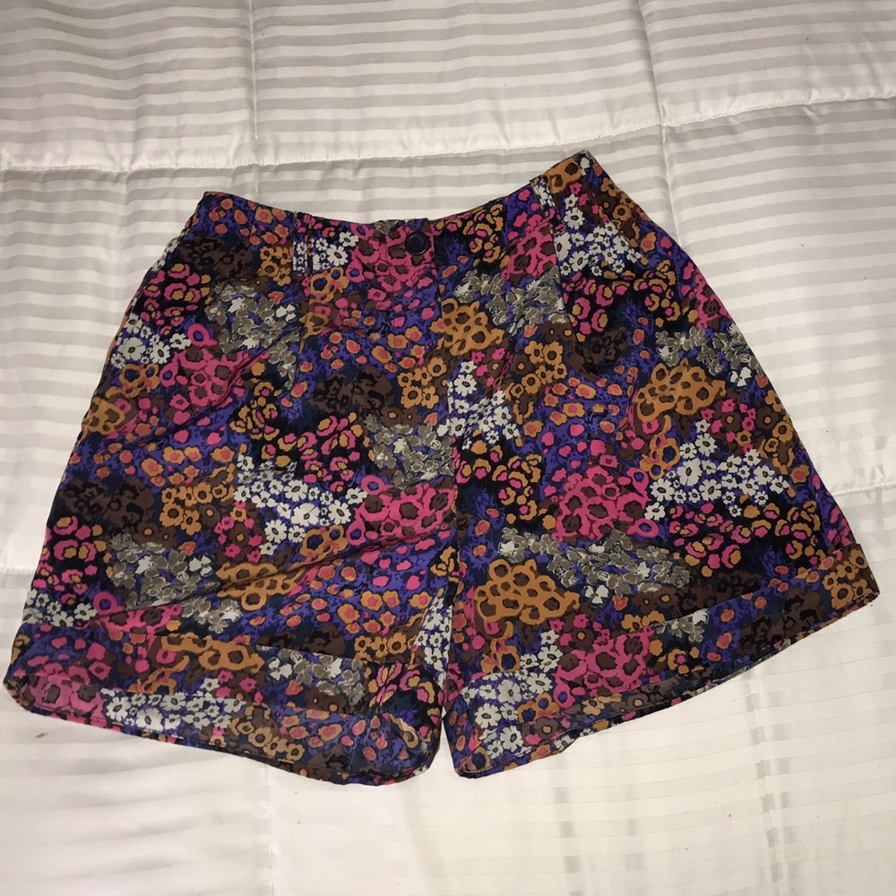 NWOT American Apparel Floral Shorts - Picture 2 of 4