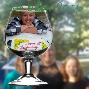 Meet your Posher, Rebecca