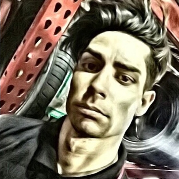 Meet your Posher, Kristian - Picture 1 of 1