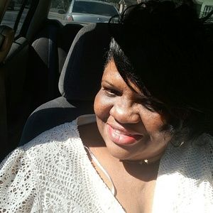 Meet your Posher, Felicia