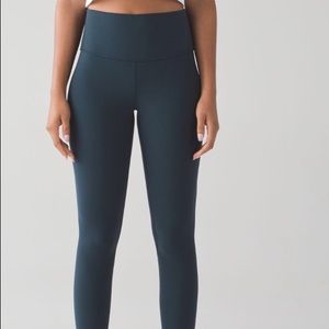 Lululemon align II crop sz 4 nocturnal teal