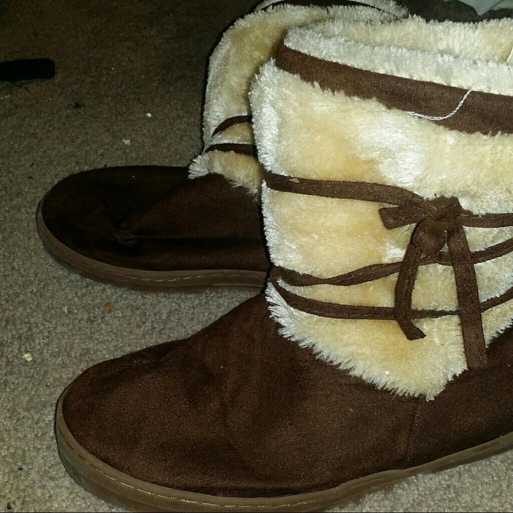 Women's Gina group LLC boots