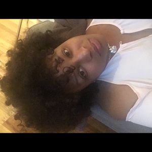 Meet your Posher, Nicole