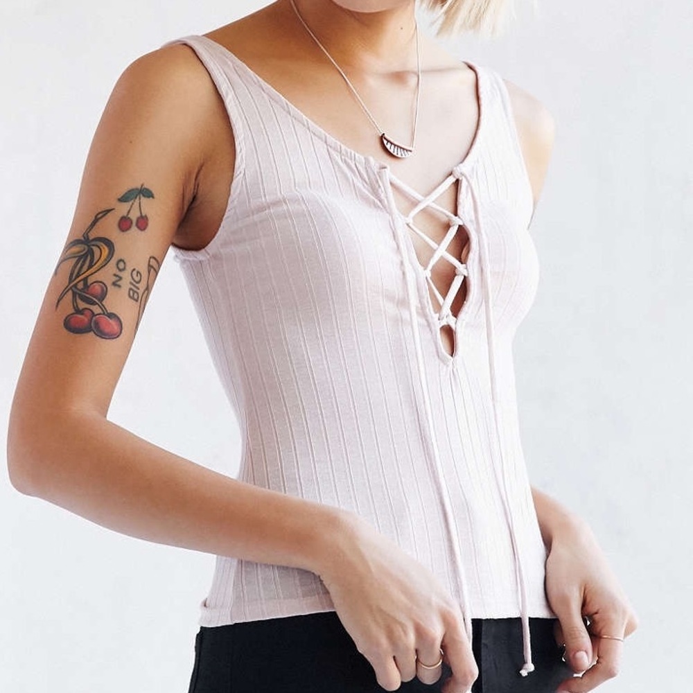 Urban outfitters ribbed knit tank S
