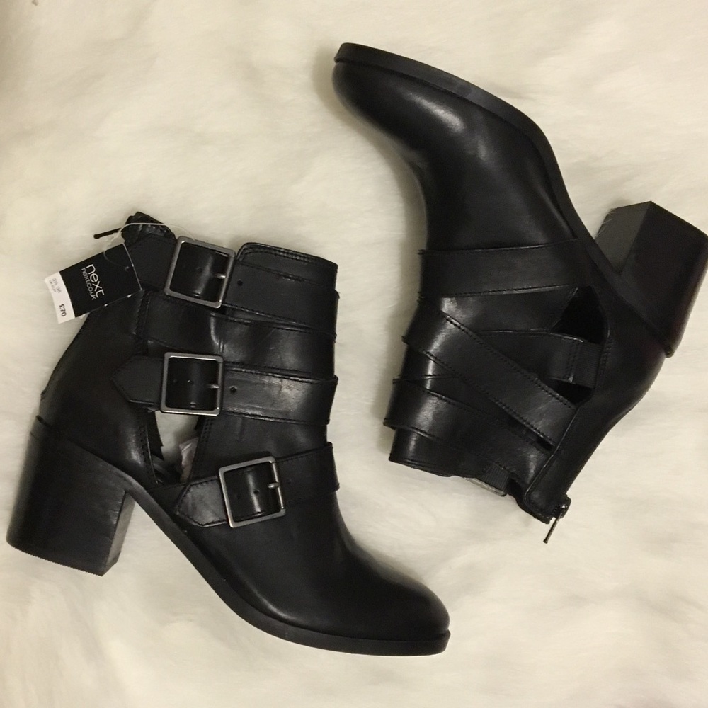 NWT black chop out booties