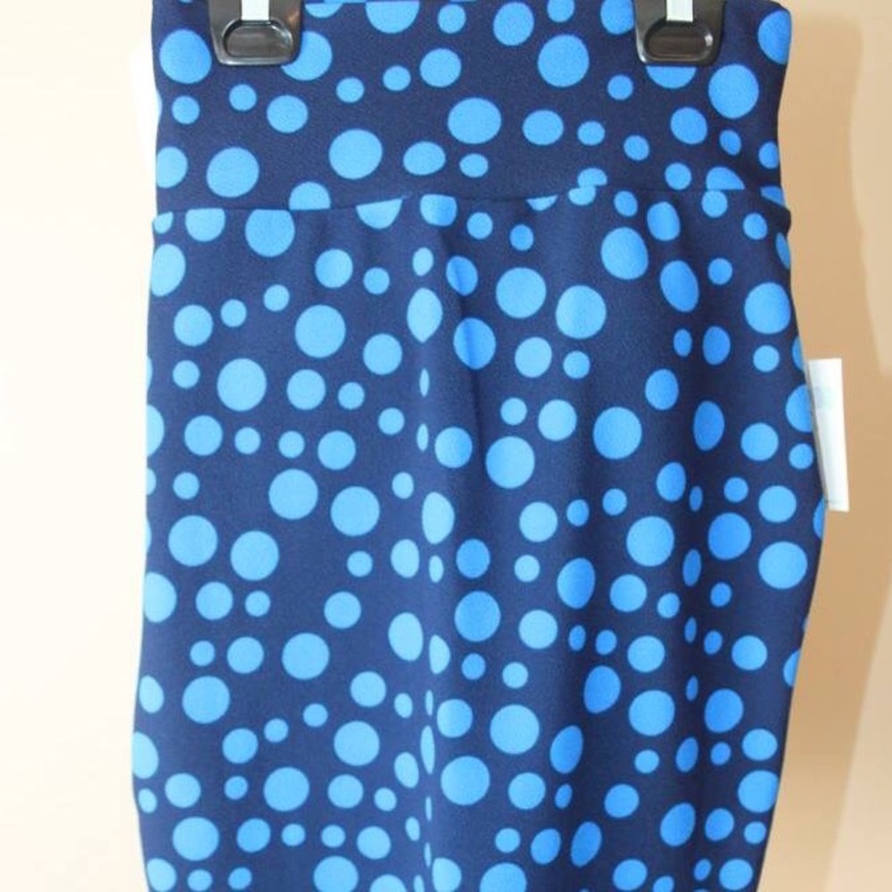 Lularoe Small Cassie Polka dot Skirt NWT