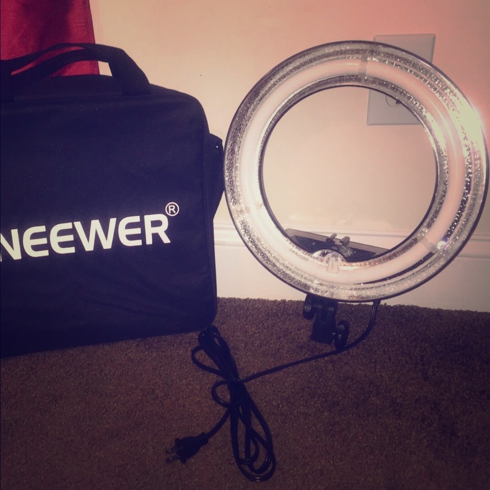 Neewer ring light