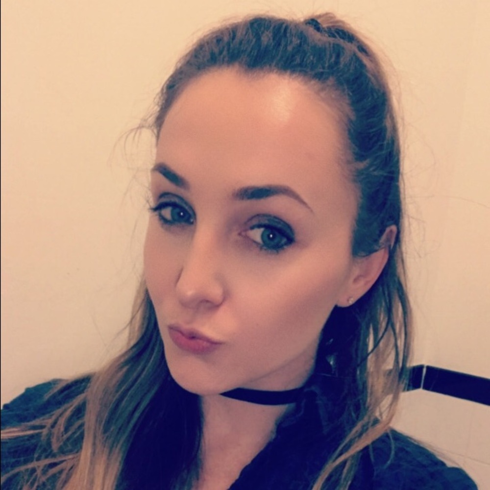 Meet your Posher, Genevieve