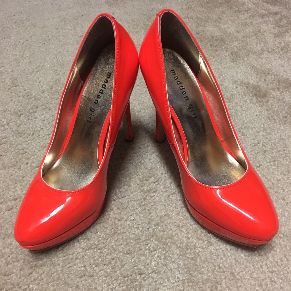 Madden Girl patent Orange Heels. Sz. 7