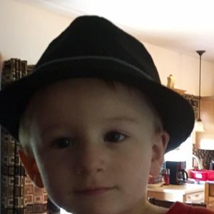 Meet your Posher, Carrie