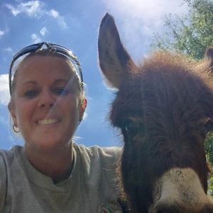 Meet your Posher, Sharon