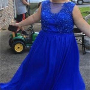 Plus size prom dress