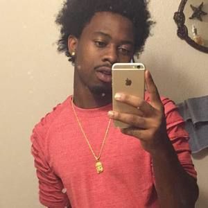 Meet your Posher, Trayy