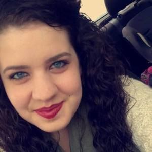 Meet your Posher, Kendra