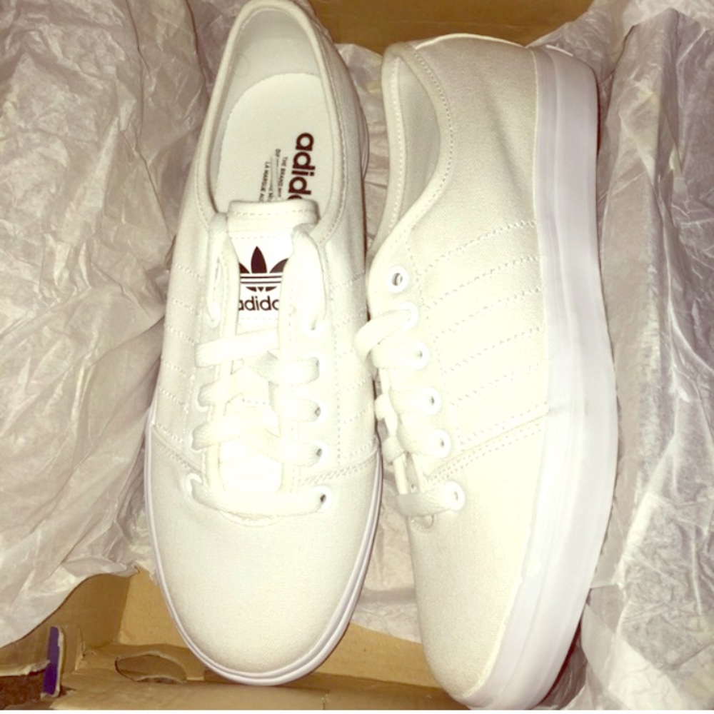 Adidas Adria
