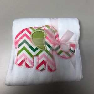 NWOT Elephant burb rag